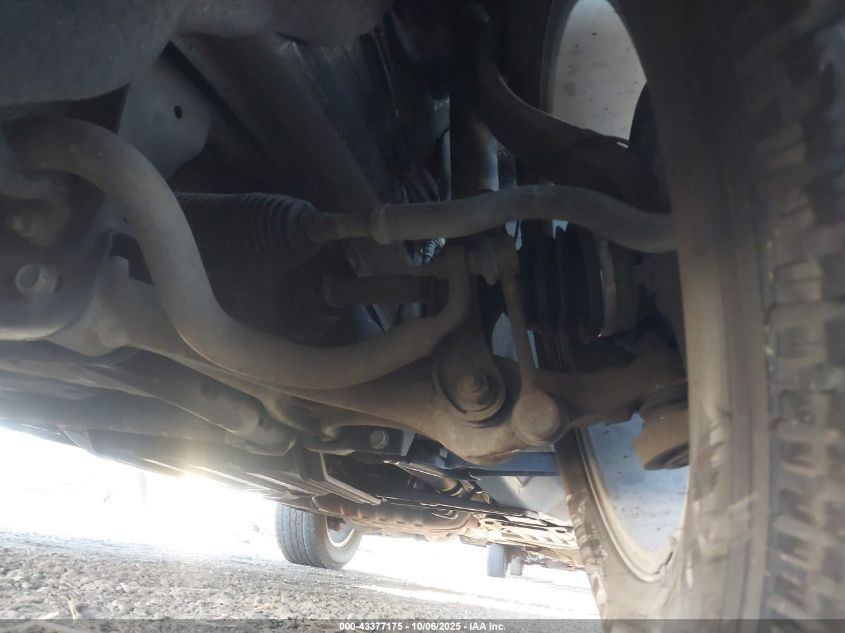 2011 Jeep Grand Cherokee Laredo VIN: 1J4RR4GGXBC522590 Lot: 43377175