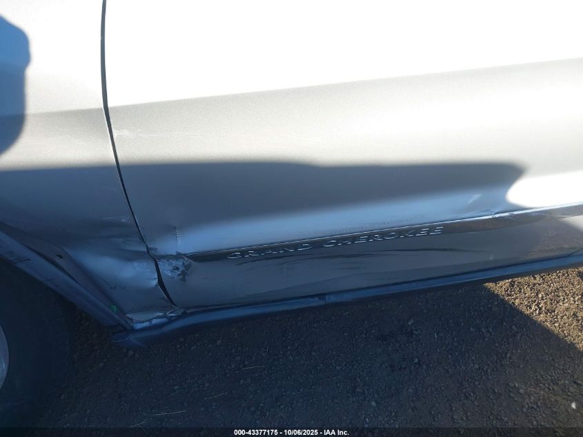 2011 Jeep Grand Cherokee Laredo VIN: 1J4RR4GGXBC522590 Lot: 43377175