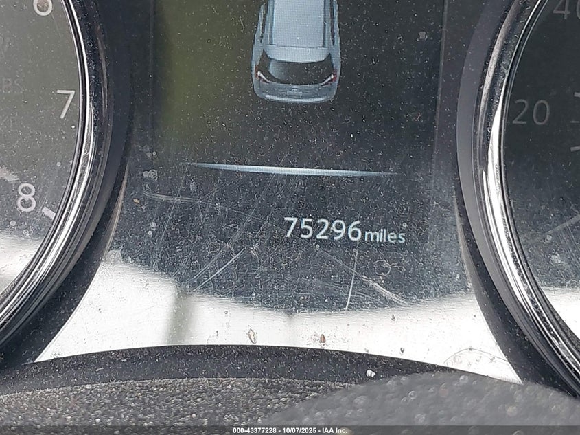 2017 NISSAN ROGUE S JN8AT2MV8HW009880