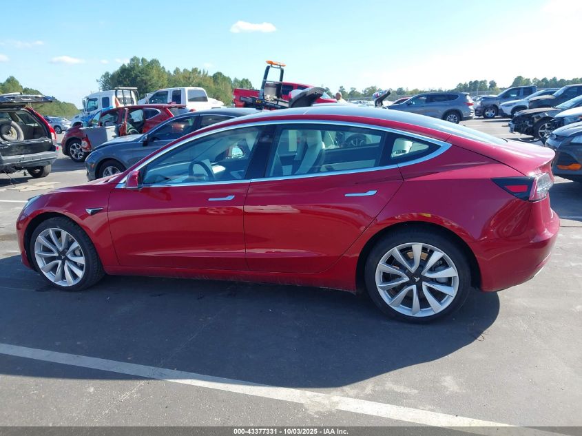 2019 Tesla Model 3 Long Range/Performance VIN: 5YJ3E1EB7KF454555 Lot: 43377331