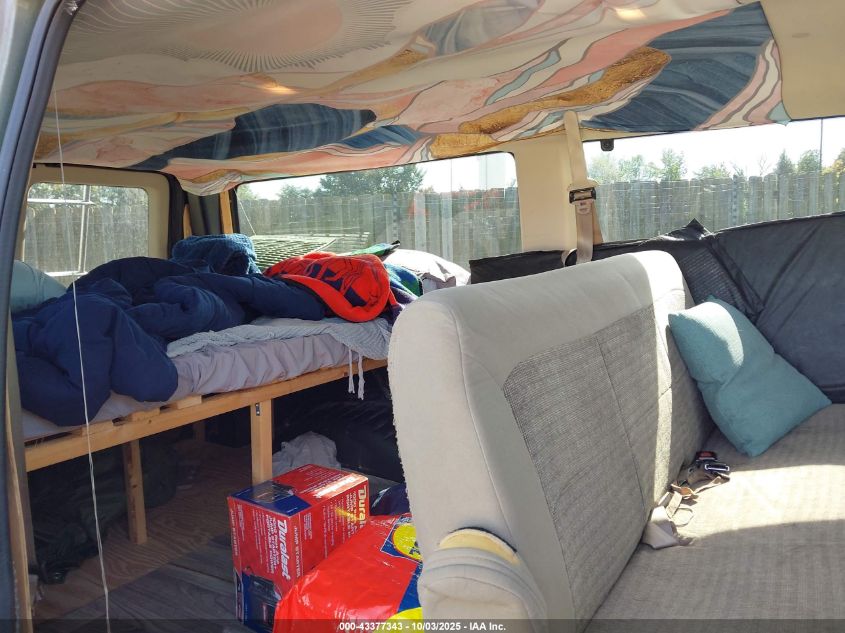 2005 Ford E-350 Super Duty Chateau/Xl/Xlt VIN: 1FBNE31L65HA93377 Lot: 43377343