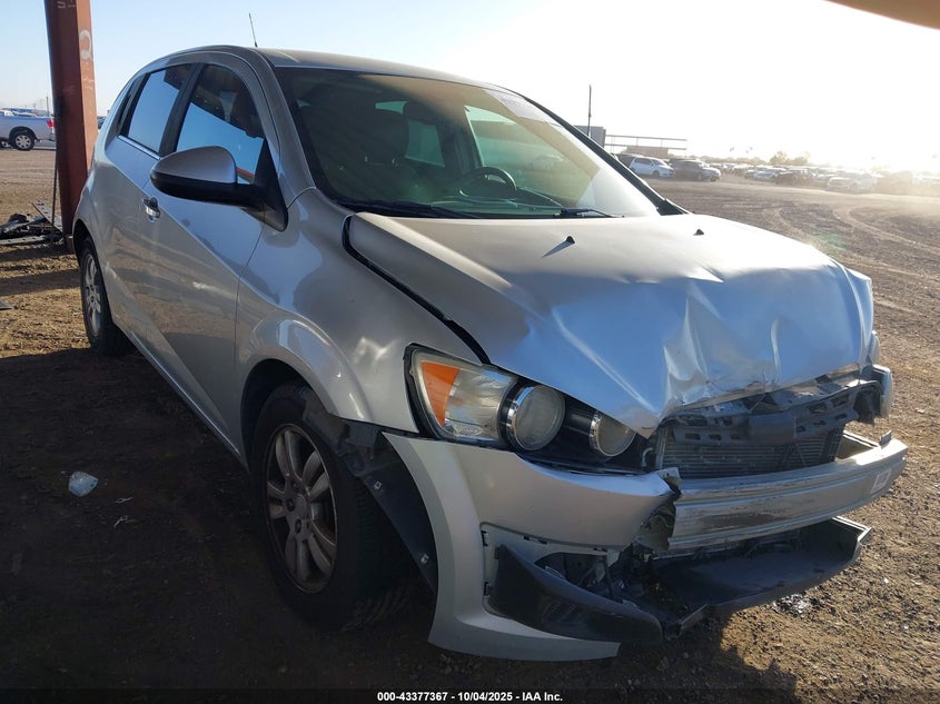 CHEVROLET SONIC LT AUTO