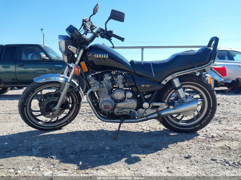 1982 Yamaha Maxim VIN: 15R004993 Lot: 43377370