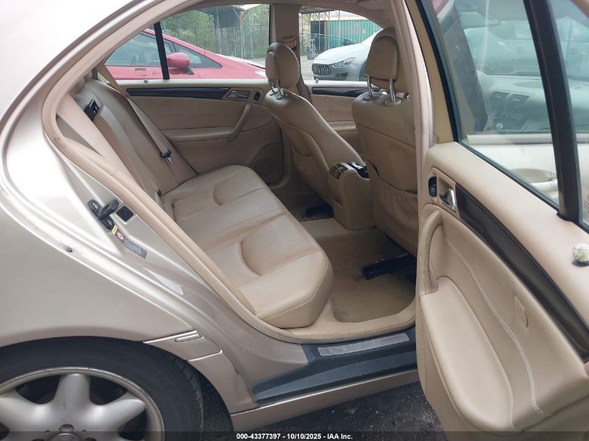 2004 Mercedes-Benz C 240 4Matic VIN: WDBRF81JX4F466354 Lot: 43377397