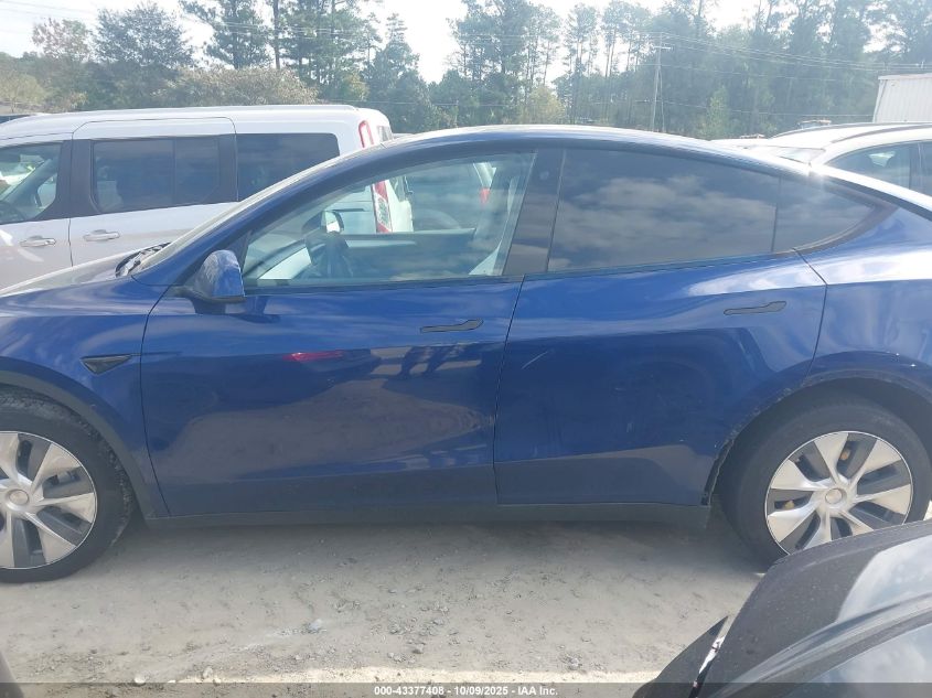 2023 Tesla Model Y Awd/Long Range Dual Motor All-Wheel Drive VIN: 7SAYGDEE7PA078247 Lot: 43377408