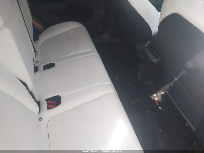 2023 Tesla Model Y Awd/Long Range Dual Motor All-Wheel Drive VIN: 7SAYGDEE7PA078247 Lot: 43377408