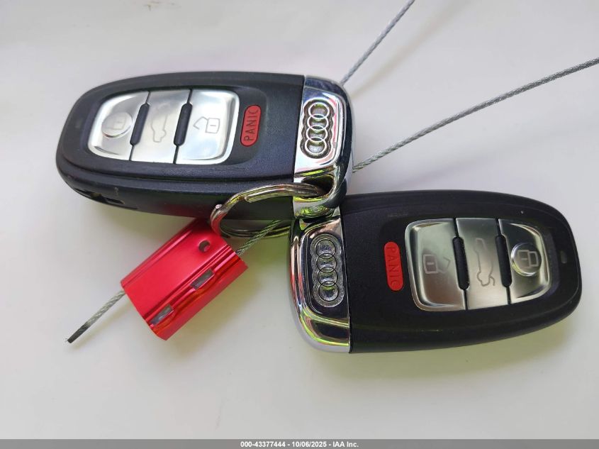 2010 Audi A4 2.0T Premium VIN: WAUBFAFL4AN066955 Lot: 43377444