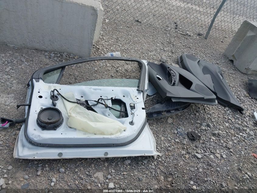 2017 Chevrolet Cruze Lt Auto VIN: 1G1BE5SM1H7210674 Lot: 43377485