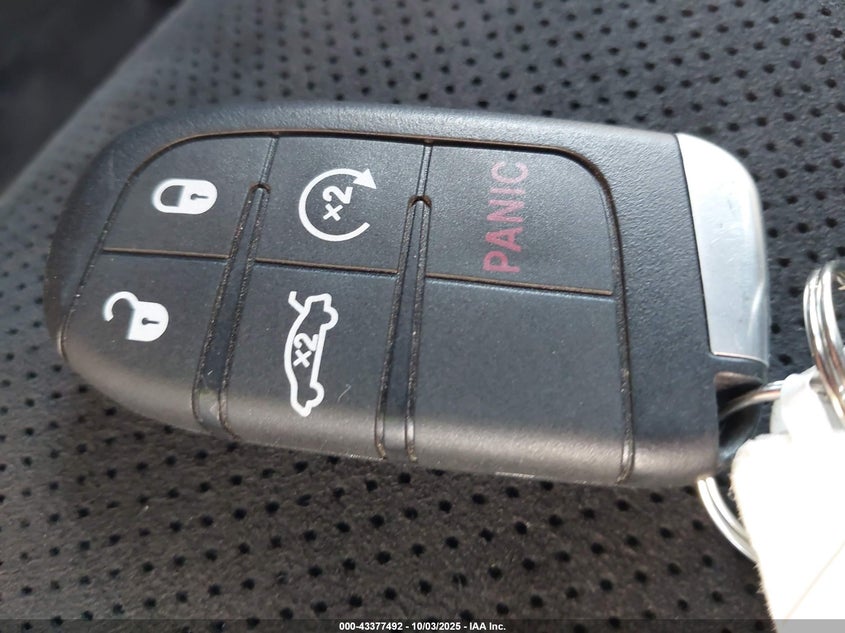 2022 Dodge Charger R/T VIN: 2C3CDXCT8NH190105 Lot: 43377492