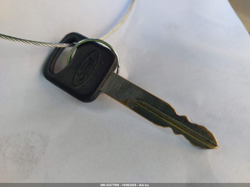 2002 Ford F-250 Lariat/Xl/Xlt VIN: 1FTNW20LX2EC88450 Lot: 43377559