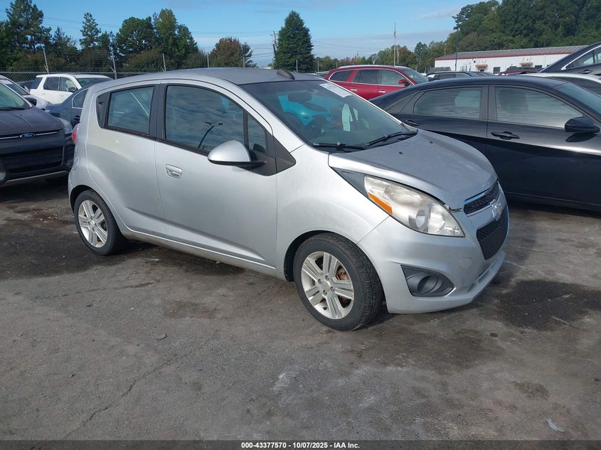 CHEVROLET SPARK 1LT CVT