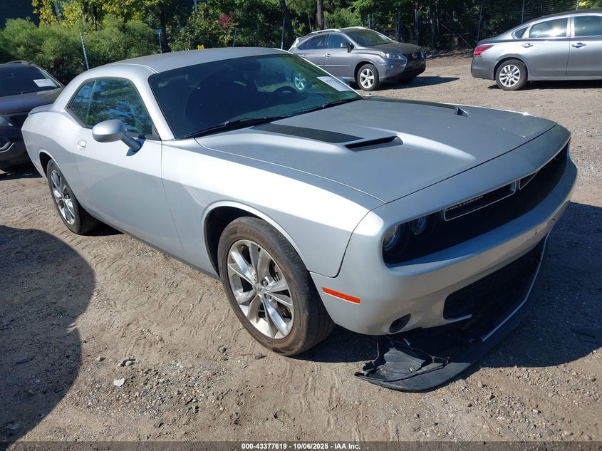 DODGE CHALLENGER SXT AWD