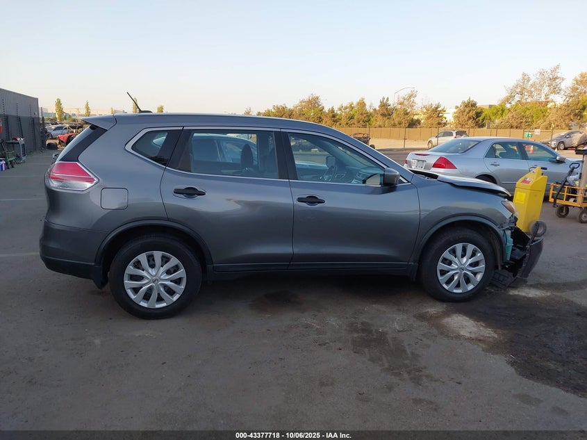 2016 NISSAN ROGUE S KNMAT2MT8GP608197