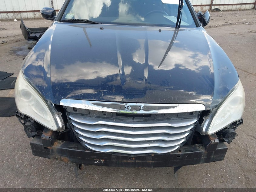 2013 Chrysler 200 Touring VIN: 1C3CCBBG1DN678635 Lot: 43377730