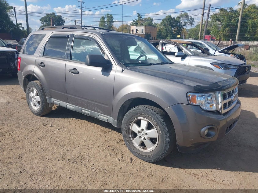 FORD ESCAPE XLT AUTOMATIC