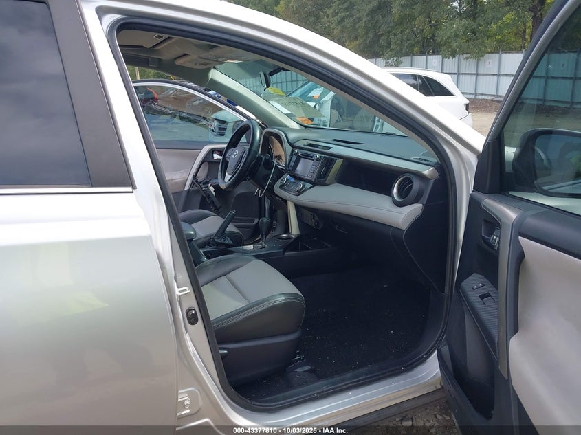 2014 TOYOTA RAV 4 2T3RSREV2EW157014