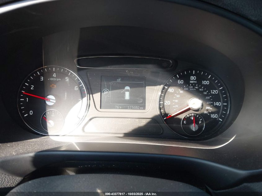 2017 Kia Sorento 3.3L Lx VIN: 5XYPGDA51HG196970 Lot: 43377817