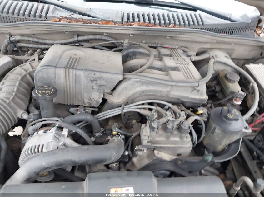 2002 Ford Explorer Xlt VIN: 1FMZU73E62UB63335 Lot: 43377831