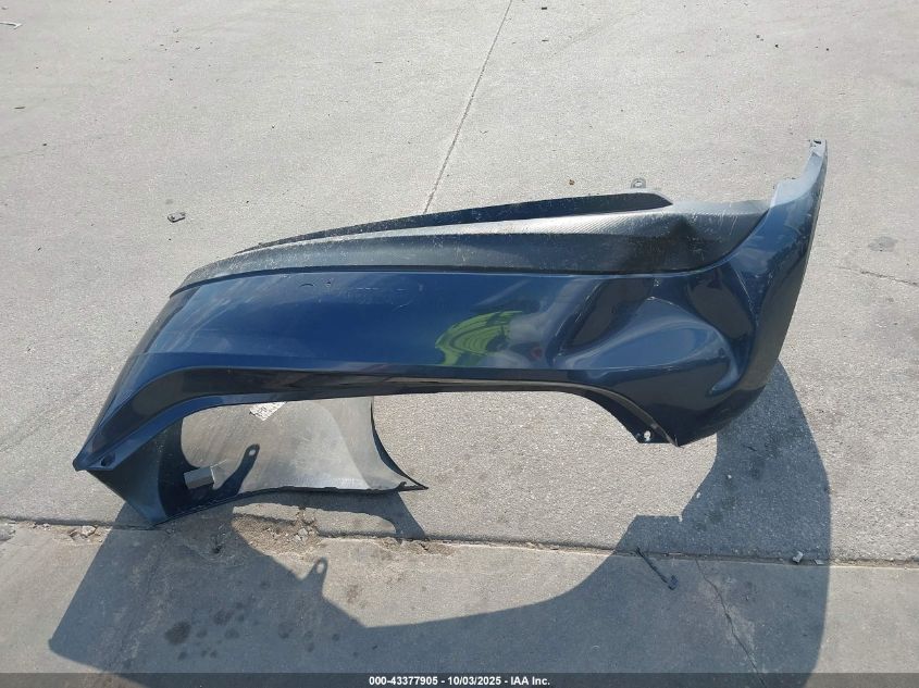 2018 Toyota Corolla Le VIN: 5YFBURHE3JP811669 Lot: 43377905