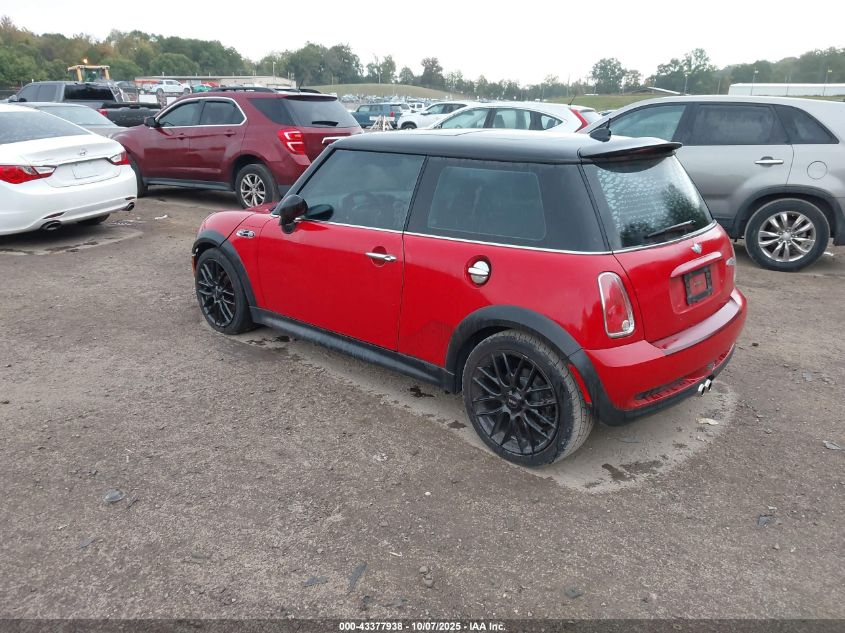 2006 Mini Cooper S VIN: WMWRE33566TJ38647 Lot: 43377938