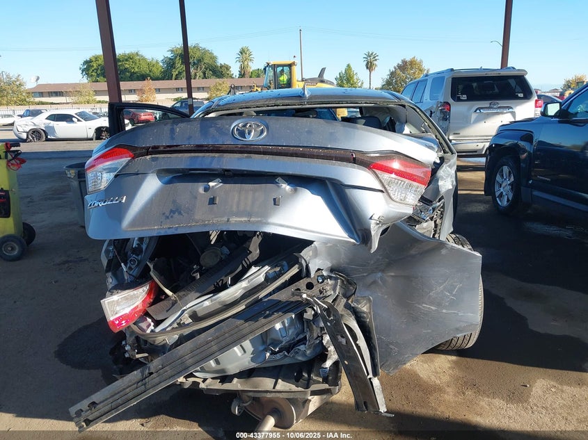 2022 TOYOTA COROLLA LE JTDEPMAE1N3030861