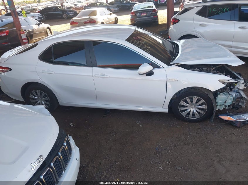 2019 TOYOTA CAMRY HYBRID LE - 4T1B31HK9KU516473