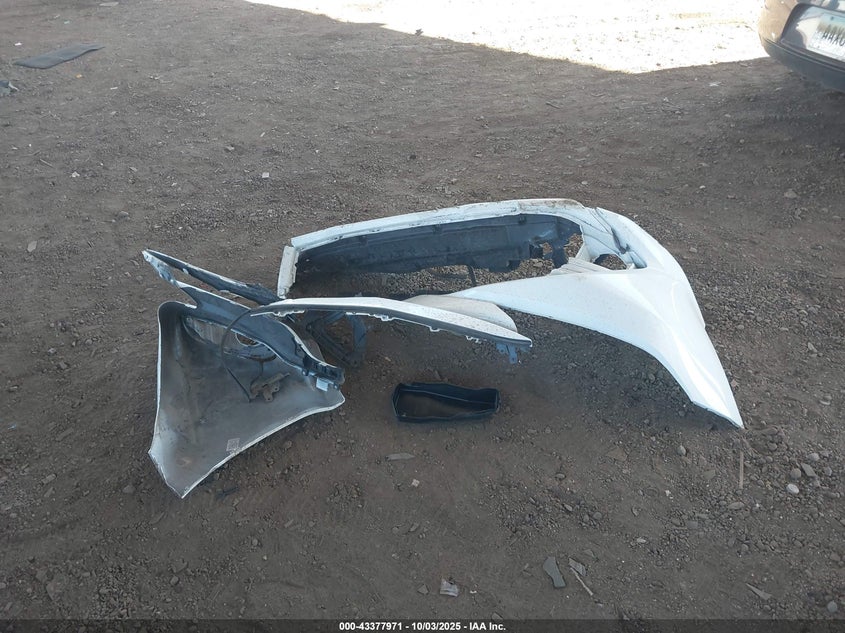 2019 TOYOTA CAMRY HYBRID LE - 4T1B31HK9KU516473