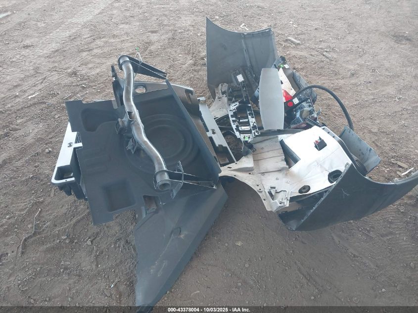 2018 Chevrolet Equinox Premier VIN: 2GNAXNEX2J6170234 Lot: 43378004