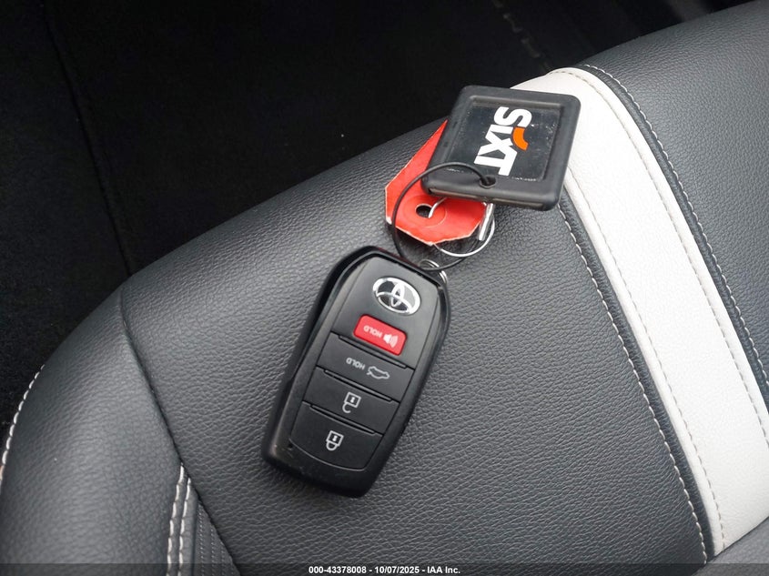 2025 Toyota Camry Se VIN: 4T1DBADK4SU000300 Lot: 43378008