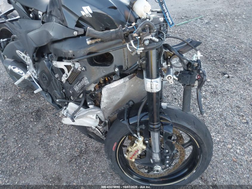 2013 Suzuki Gsx-R1000 VIN: JS1GT78A2D2101363 Lot: 43378090