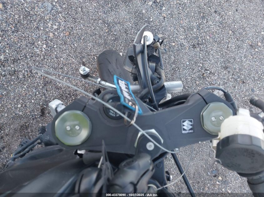 2013 Suzuki Gsx-R1000 VIN: JS1GT78A2D2101363 Lot: 43378090