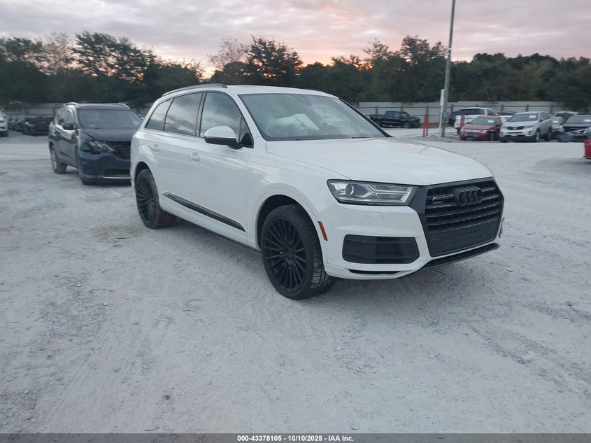 AUDI Q7 2.0T PREMIUM