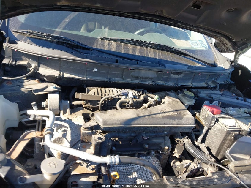 2015 NISSAN ROGUE S KNMAT2MV8FP565156