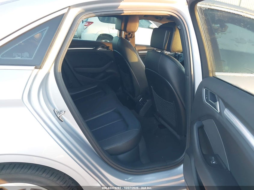 2017 Audi A3 2.0T Premium VIN: WAUJ8GFF4H1031403 Lot: 43378292