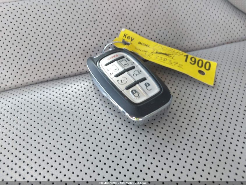 2018 Chrysler Pacifica Limited VIN: 2C4RC1GG1JR338392 Lot: 43378306