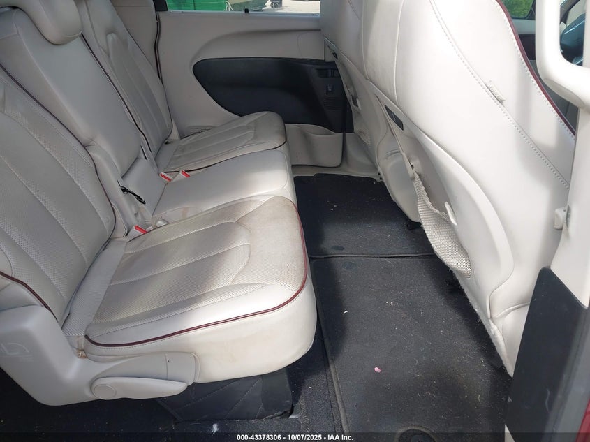 2018 Chrysler Pacifica Limited VIN: 2C4RC1GG1JR338392 Lot: 43378306