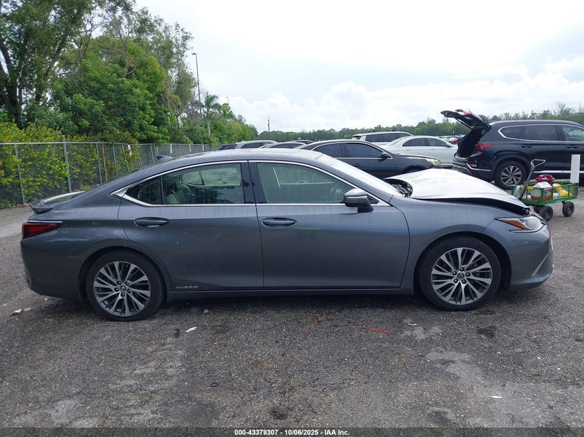 2019 LEXUS ES 300H JTHB21B17K2007855