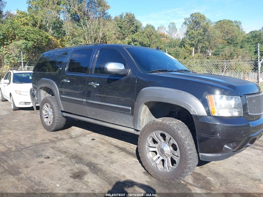 CHEVROLET SUBURBAN LTZ