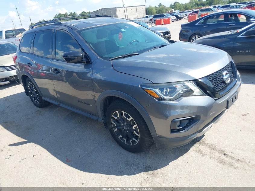 NISSAN PATHFINDER SV