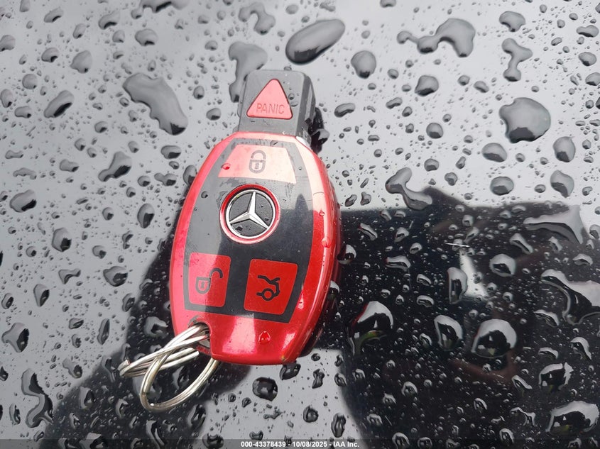 2015 MERCEDES-BENZ C 300 4MATIC 55SWF4KB5FU059598