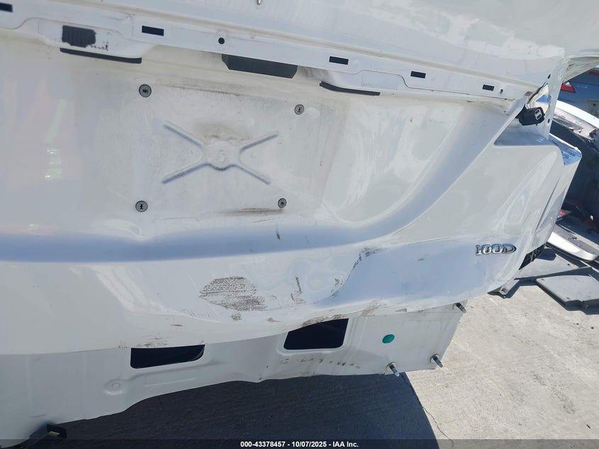 2018 Tesla Model X 100D/75D/P100D VIN: 5YJXCAE20JF127078 Lot: 43378457