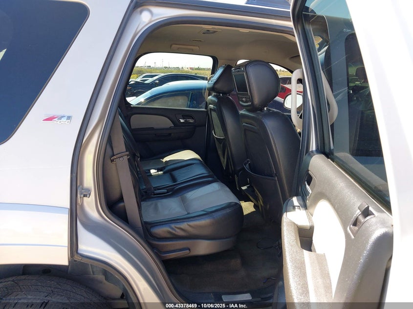 2008 Chevrolet Tahoe Lt VIN: 1GNFK13018R131801 Lot: 43378469