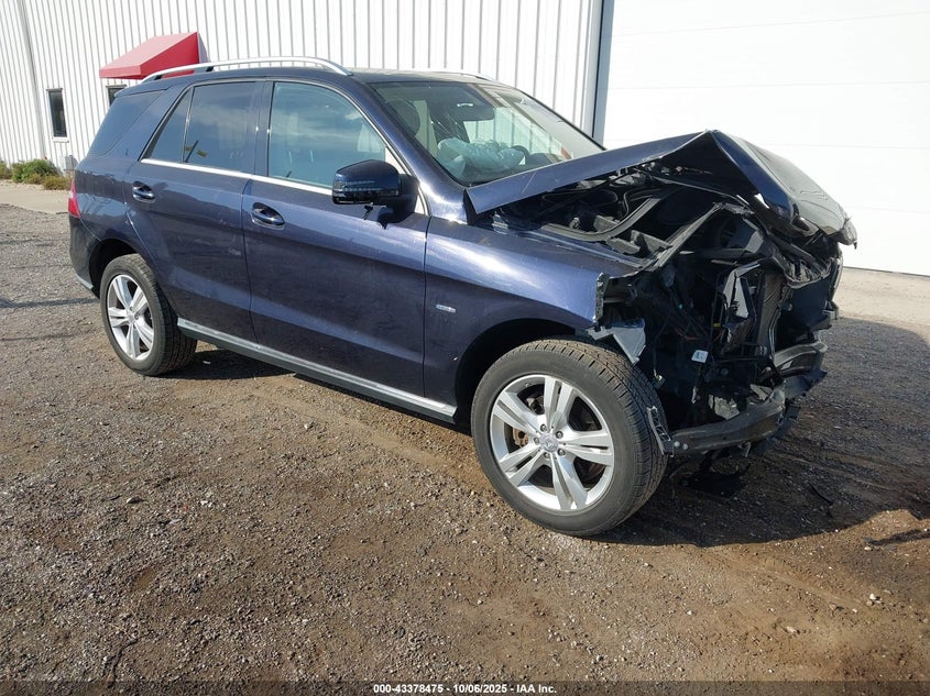 MERCEDES-BENZ M-CLASS 4MATIC