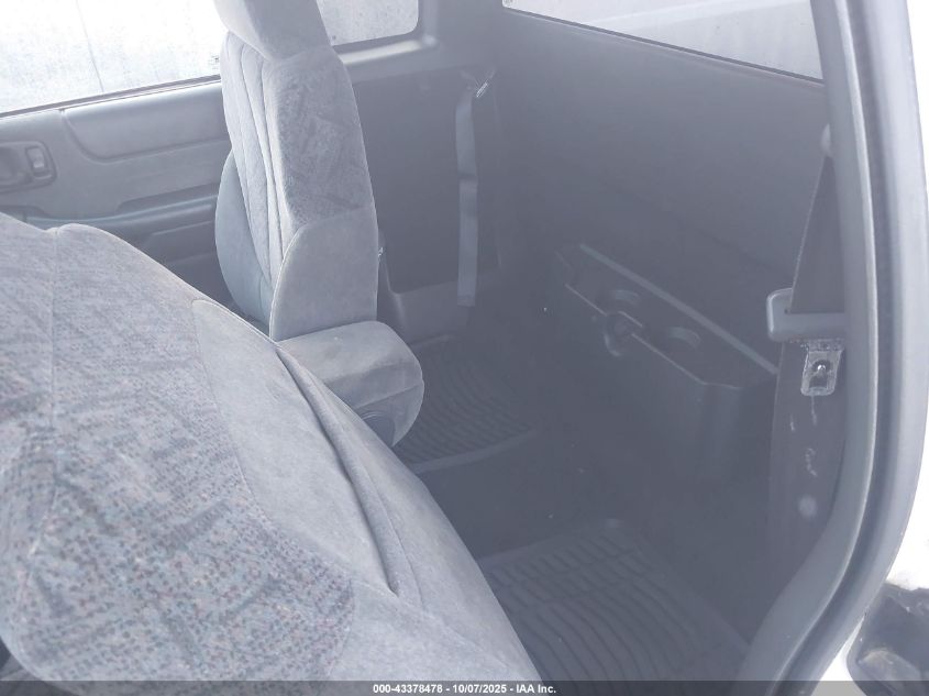 2002 GMC Sonoma Sls VIN: 1GTCS19W828203260 Lot: 43378478