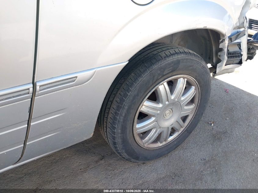 2005 Chrysler Town & Country Limited VIN: 2C4GP64L05R213951 Lot: 43378510