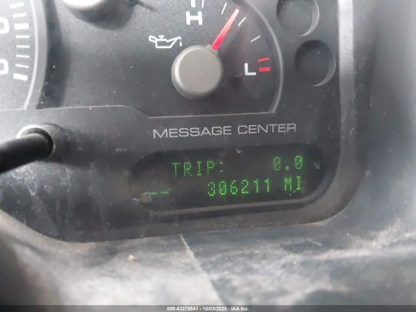 2003 Ford Explorer Eddie Bauer VIN: 1FMDU74W53UB17885 Lot: 43378541