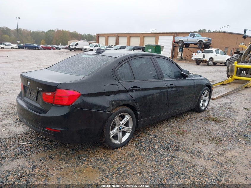 Vin: wba3a5c55df358600, lot: 43873343, bmw 328i 20134