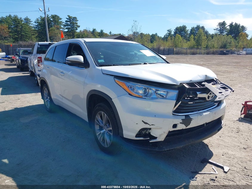 TOYOTA HIGHLANDER LE PLUS V6