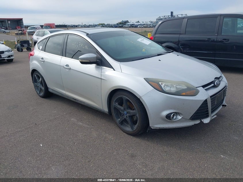 FORD FOCUS TITANIUM