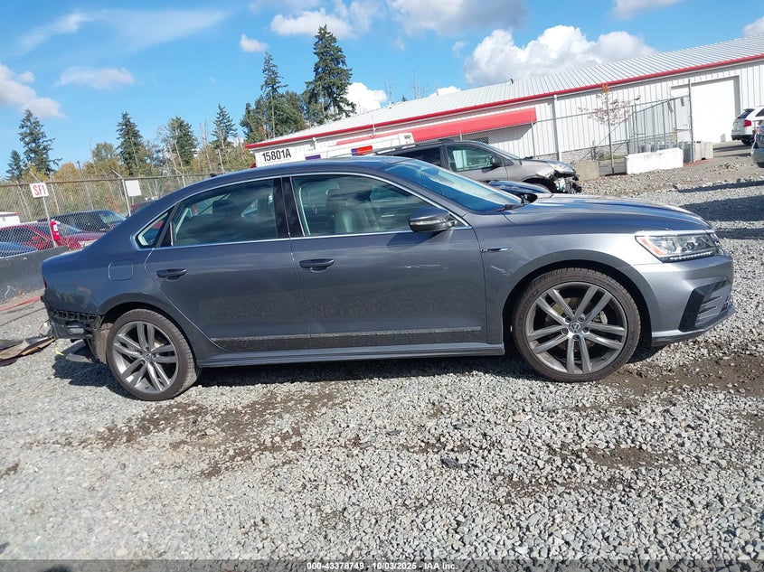 2017 VOLKSWAGEN PASSAT 1.8T R-LINE 1VWDT7A38HC059590